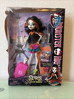 2012 Monster High Skelita Calaveras Doll - Scaris City of Freight- Debut doll